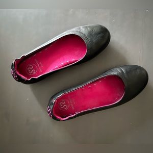 SOTO MASSINI Terzetto Black Leather Ballet Flats